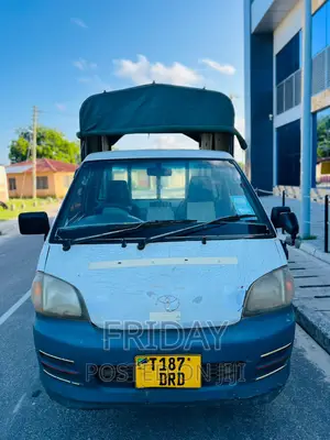 Toyota TownAce 2001 White