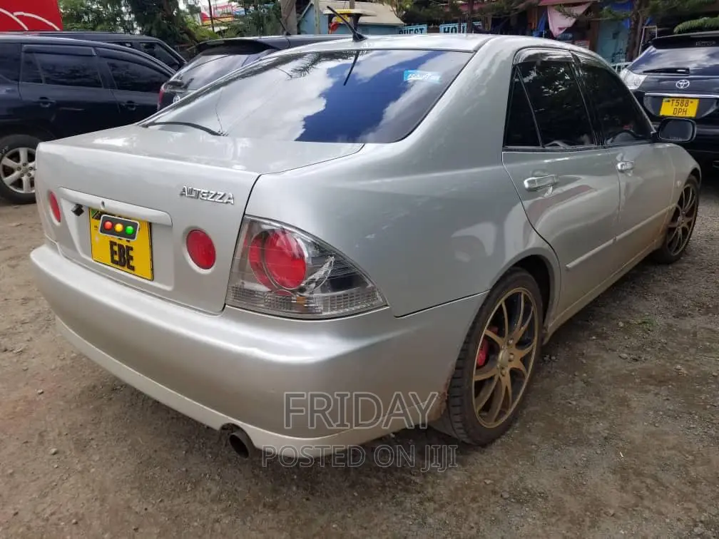 Toyota Altezza 2004 Silver