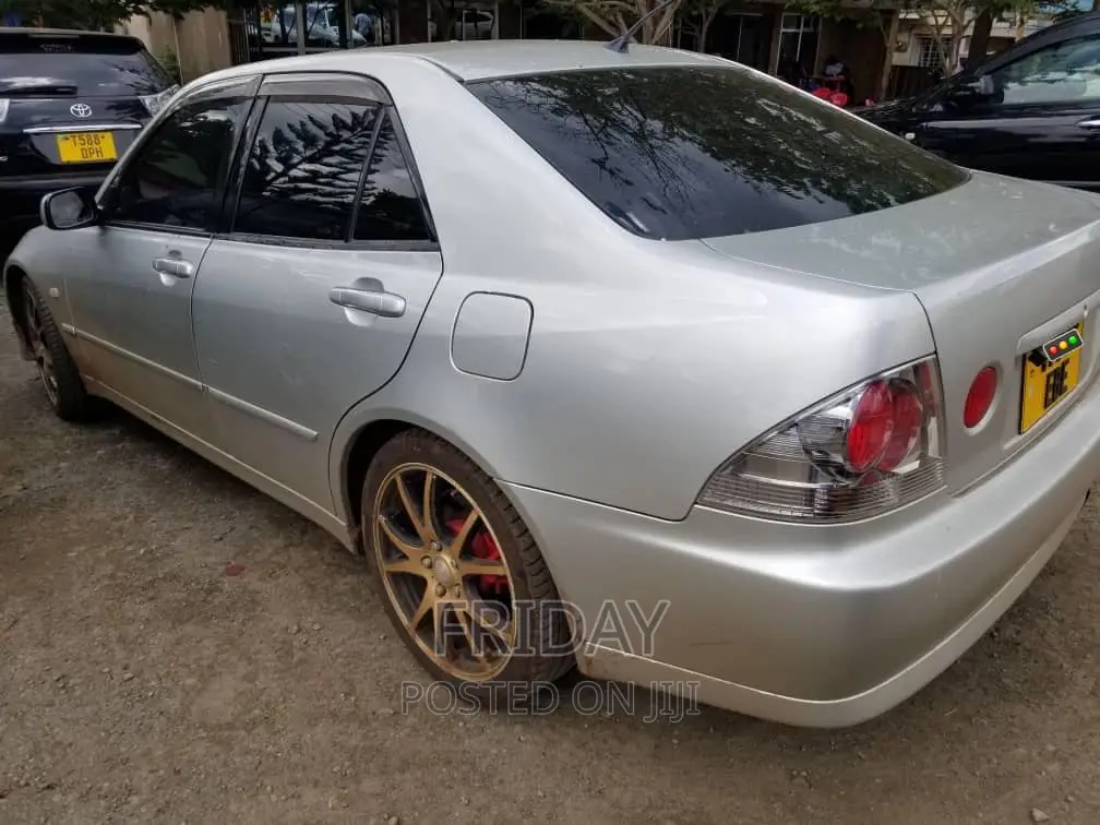 Toyota Altezza 2004 Silver