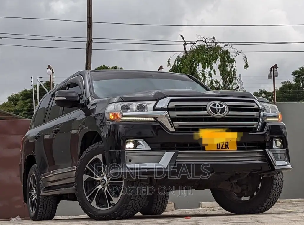 Toyota Land Cruiser 2017 Black