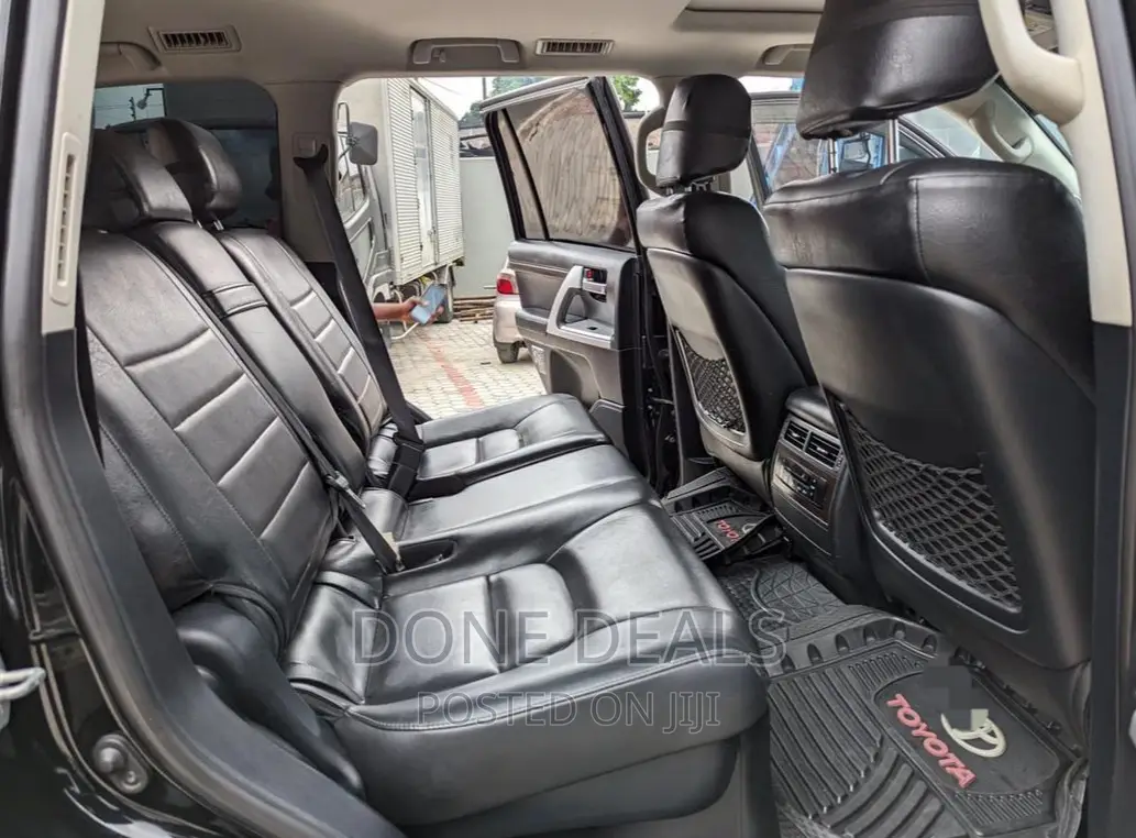 Toyota Land Cruiser 2017 Black