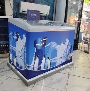Mr UK Showcase Freezer 258 Litres