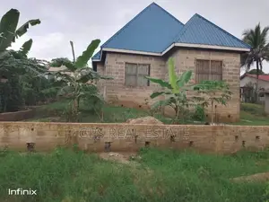 3bdrm House in Mbezi Makabe, Kinondoni for sale