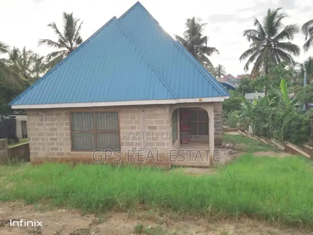 3bdrm House in Mbezi Makabe, Kinondoni for sale
