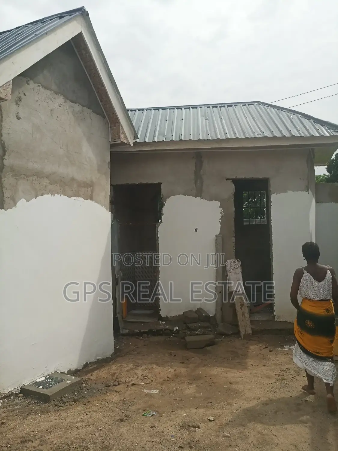 9bdrm Apartment in Mbagala Chamazi, Temeke for sale