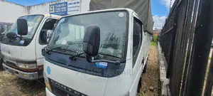 Mitsubishi Canter 2002 White