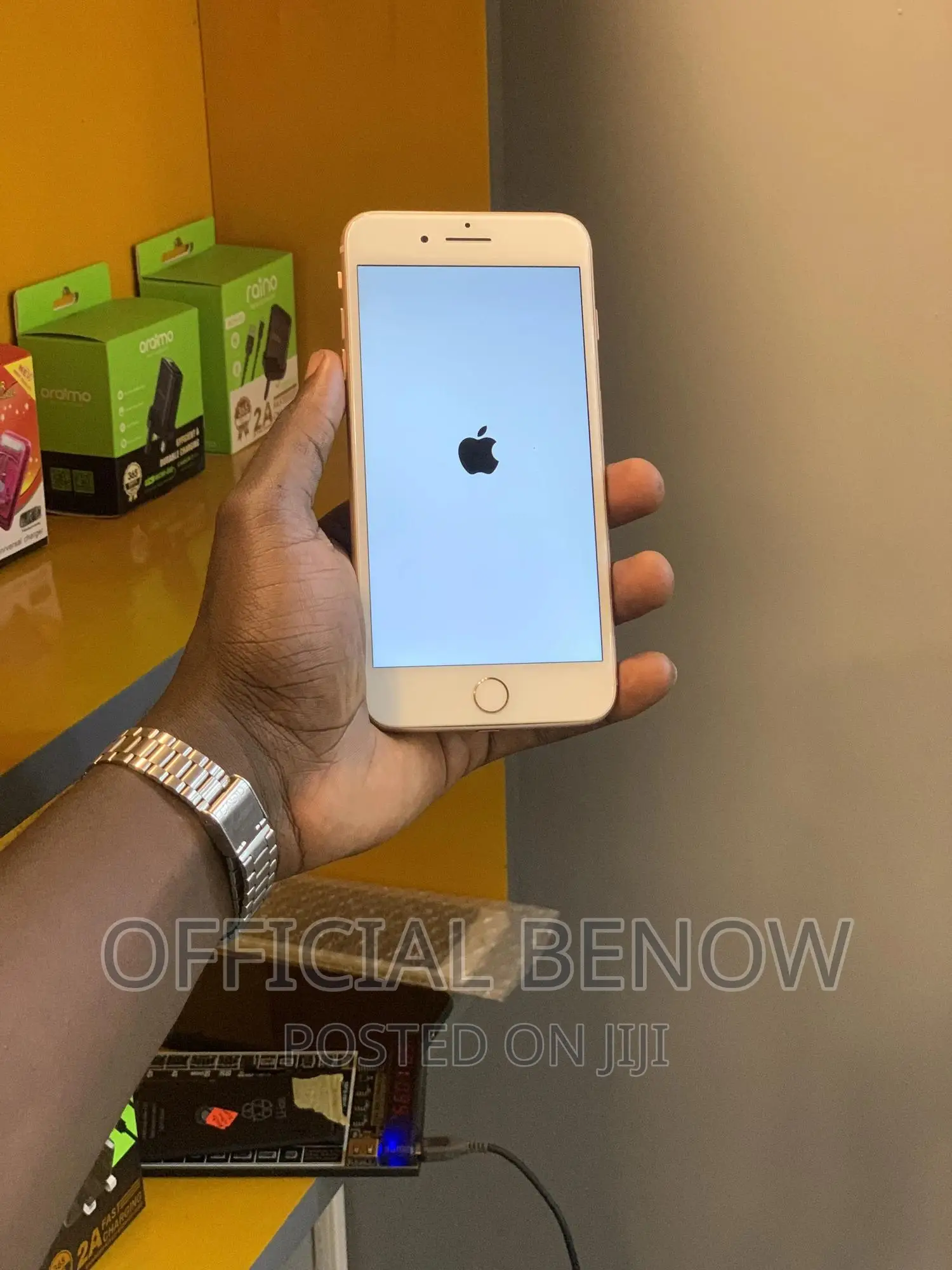 Apple iPhone 8 Plus 64 GB Gold
