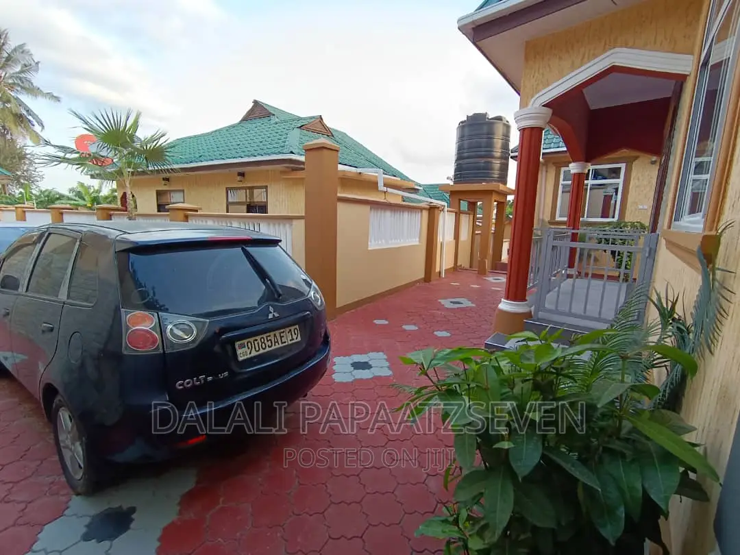 Furnished 2bdrm Apartment in Dalalipapaatzseven, Kimara for rent