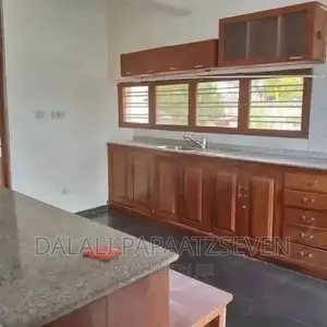 3bdrm House in Dalalipapaatzseven, Bunju for rent