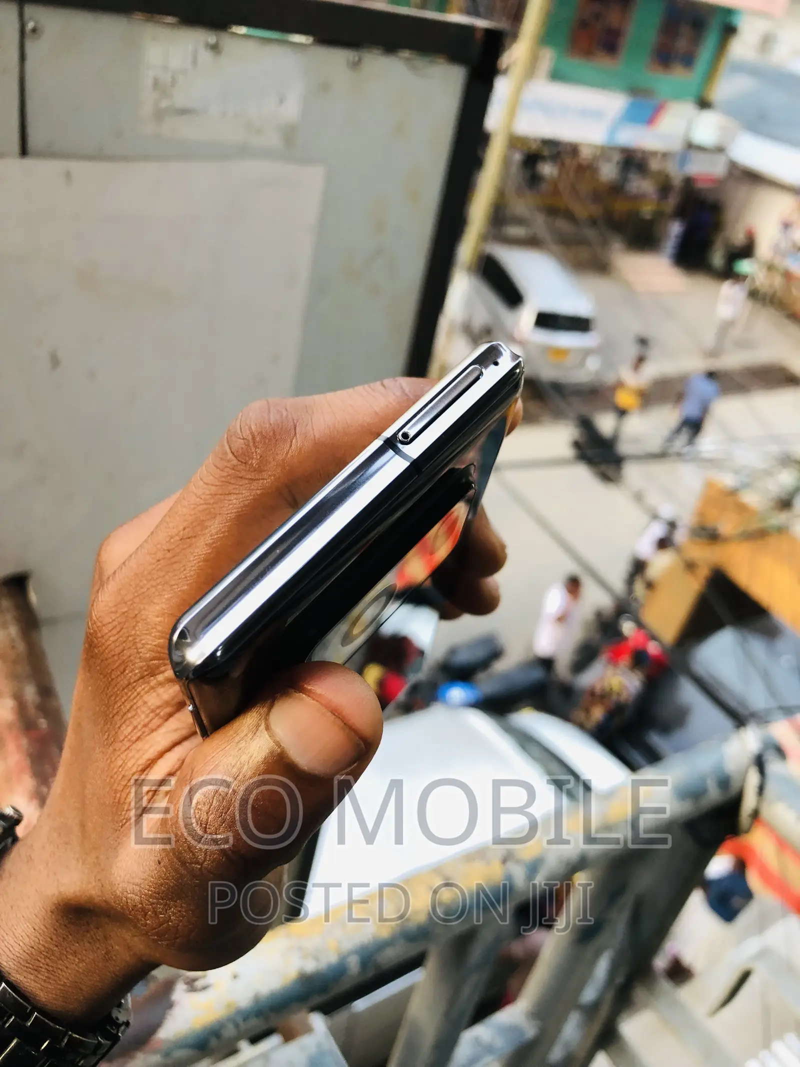 Sharp Aquos R6 128 GB Black