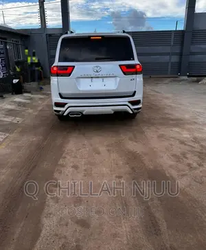 Toyota Land Cruiser 2023 Pearl