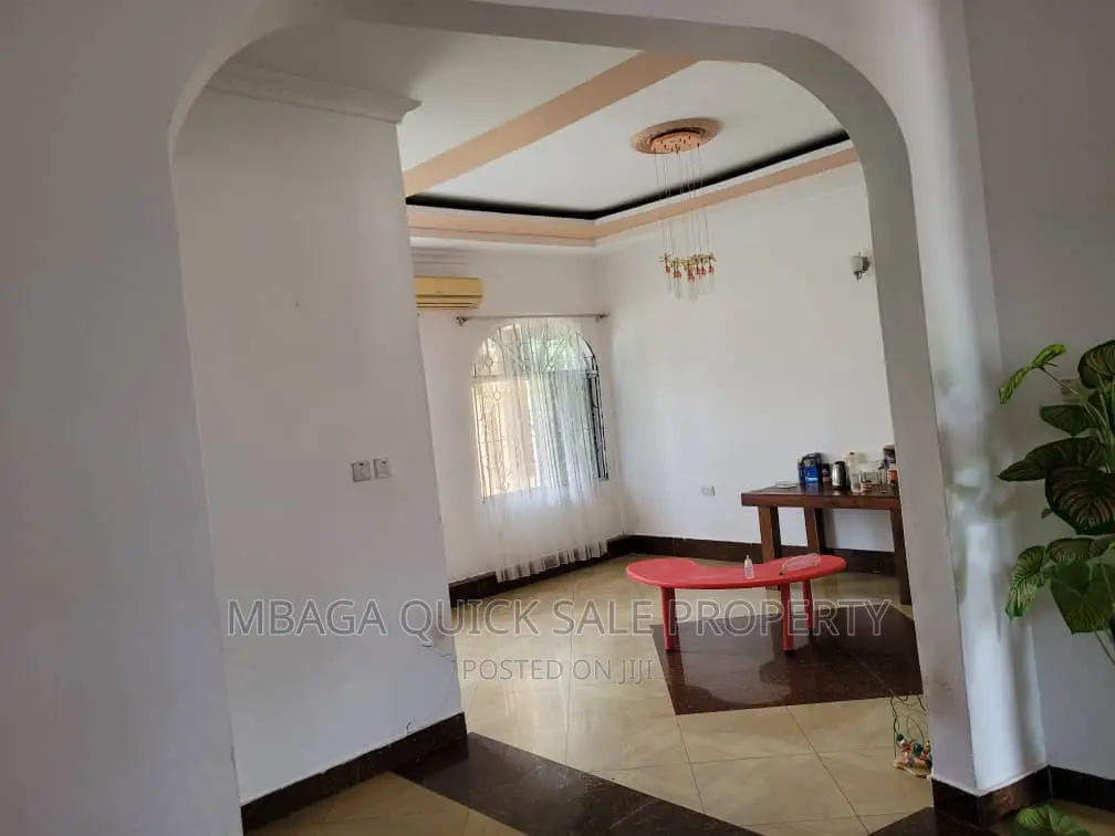 5bdrm House in Mbweni Jkt for sale