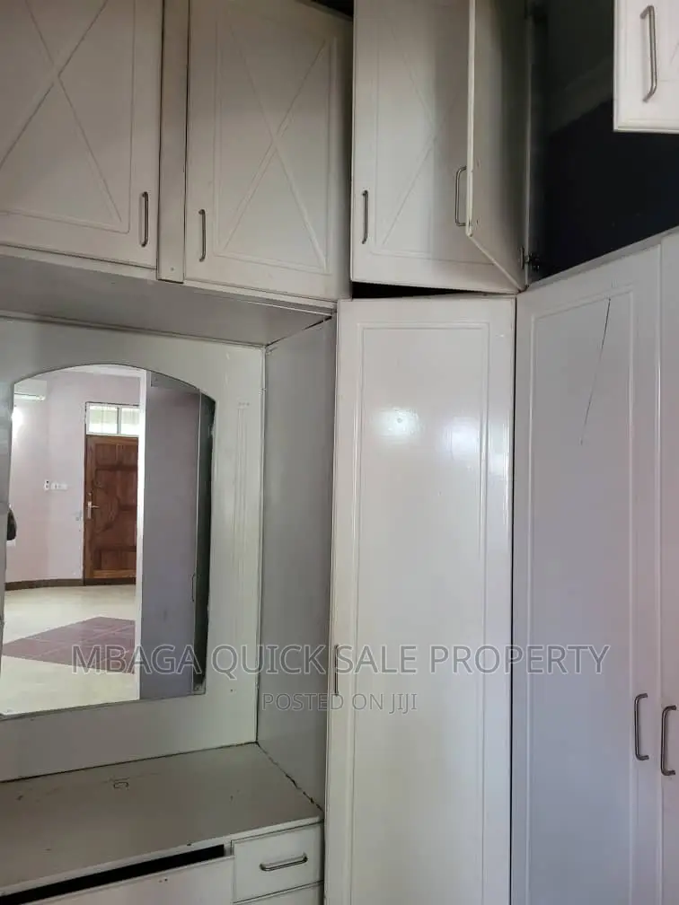 5bdrm House in Mbweni Jkt for sale