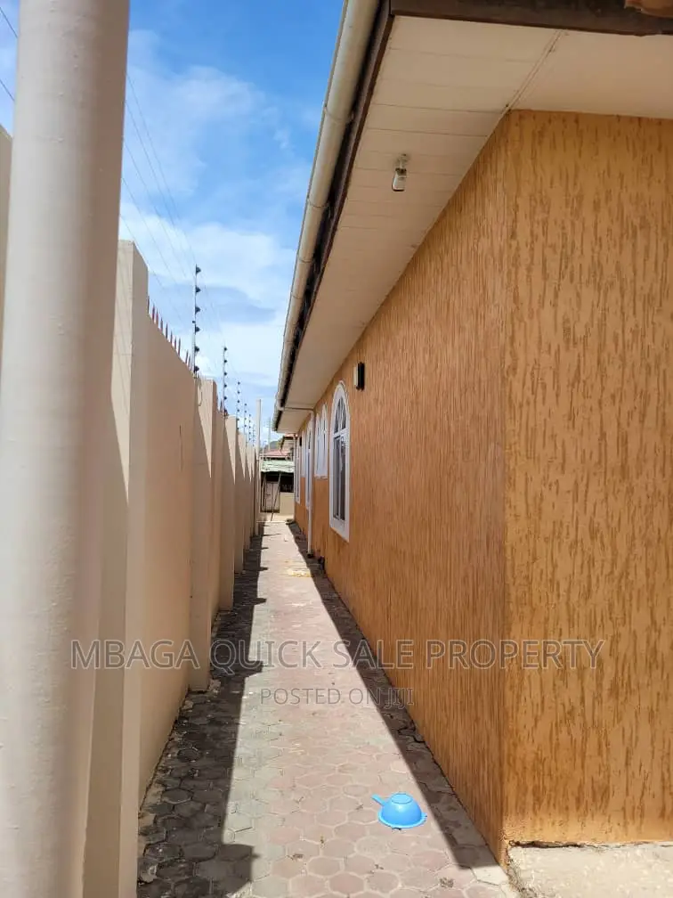 5bdrm House in Mbweni Jkt for sale