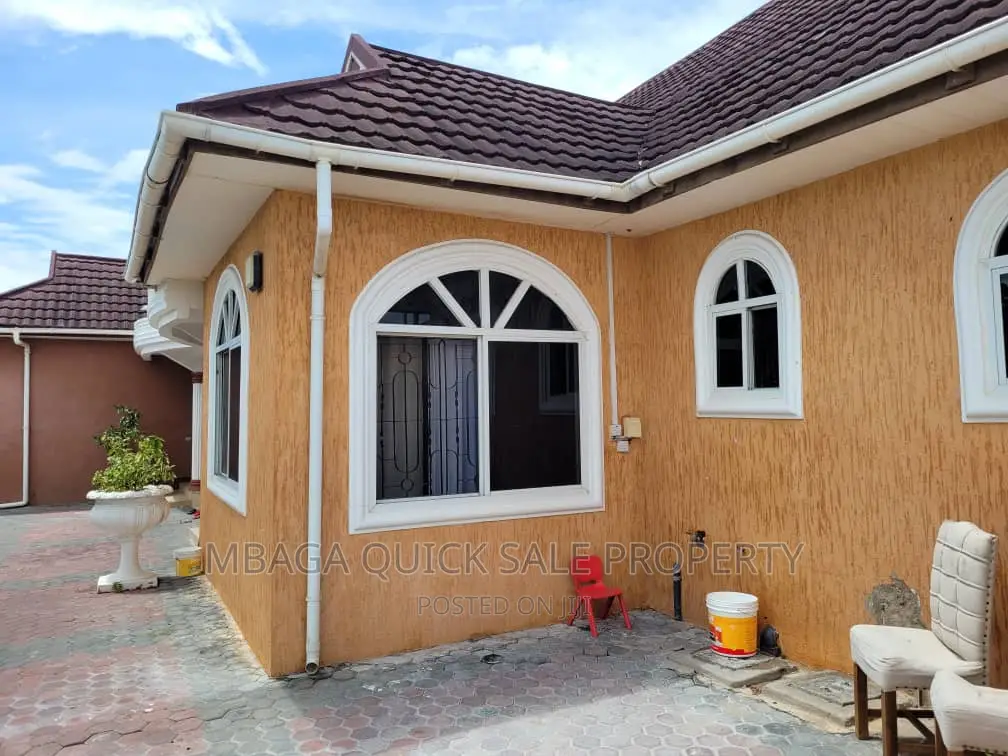 5bdrm House in Mbweni Jkt for sale