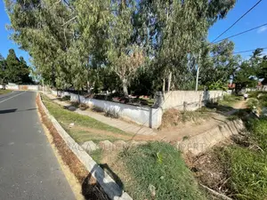 Plot for Sale at Moroko Uporonto