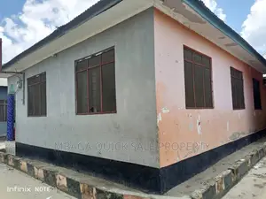 3bdrm House in Mbande, Mbangala for sale