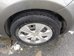 Toyota Ractis 1.5 AWD 2007 Gray