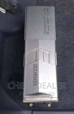 Toyota Land Cruiser 2004 Silver