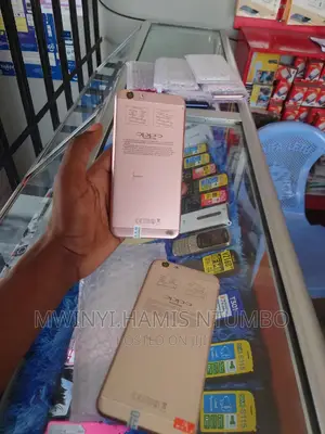Oppo F1s 64 GB Gold