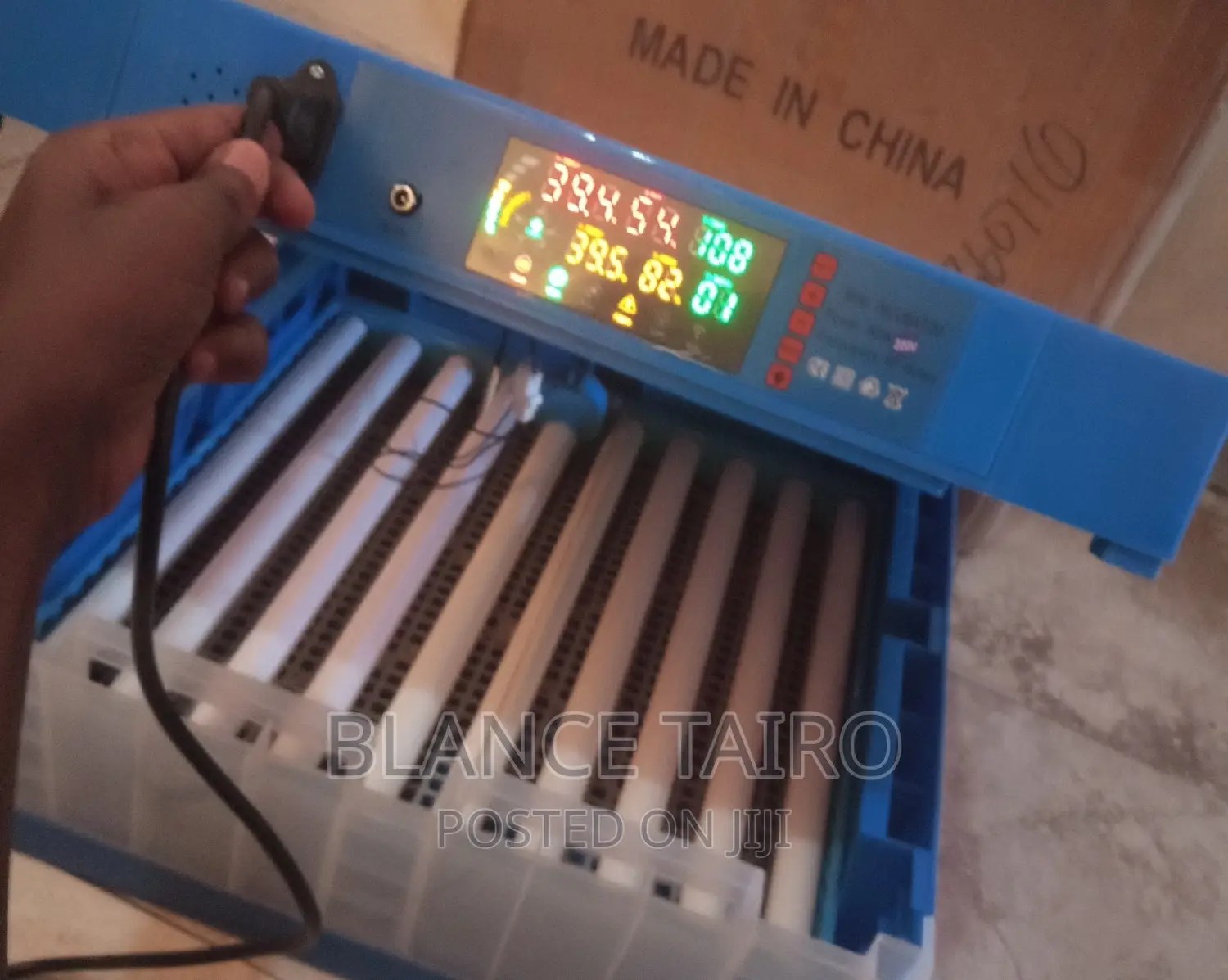 Egg Incubator Ya Mayai 64. Automatic