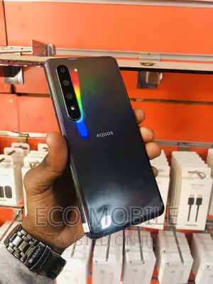 Sharp Aquos R5G 256 GB Black