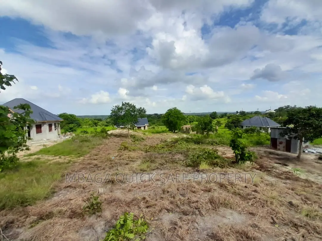 Plot for Sale at Kiluvya