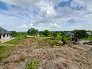 Plot for Sale at Kiluvya