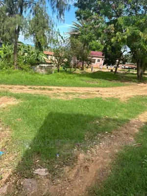 Big Plot for Sale at Kunduchi Mtongani
