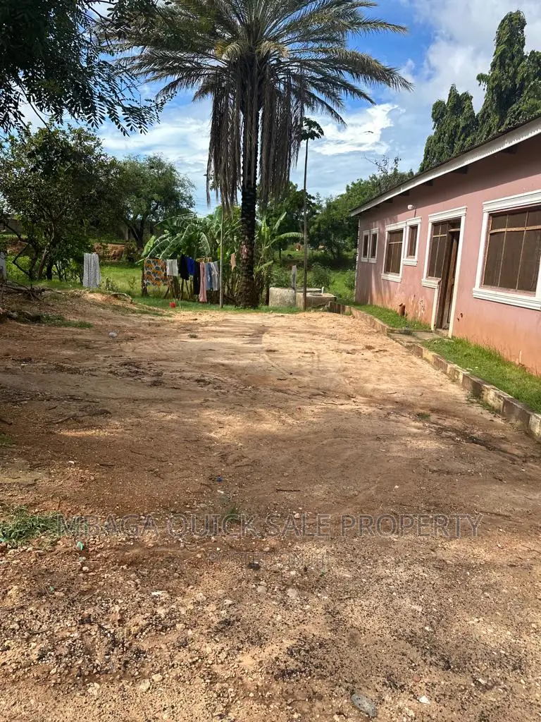 Big Plot for Sale at Kunduchi Mtongani