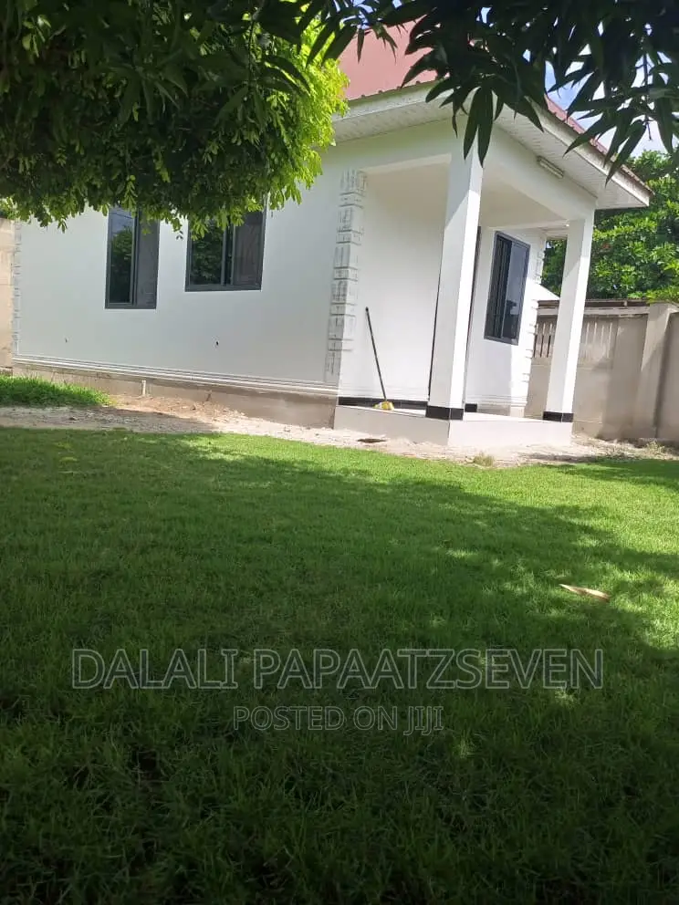 1bdrm Apartment in Dalalipapaatzseven, Kinondoni for rent