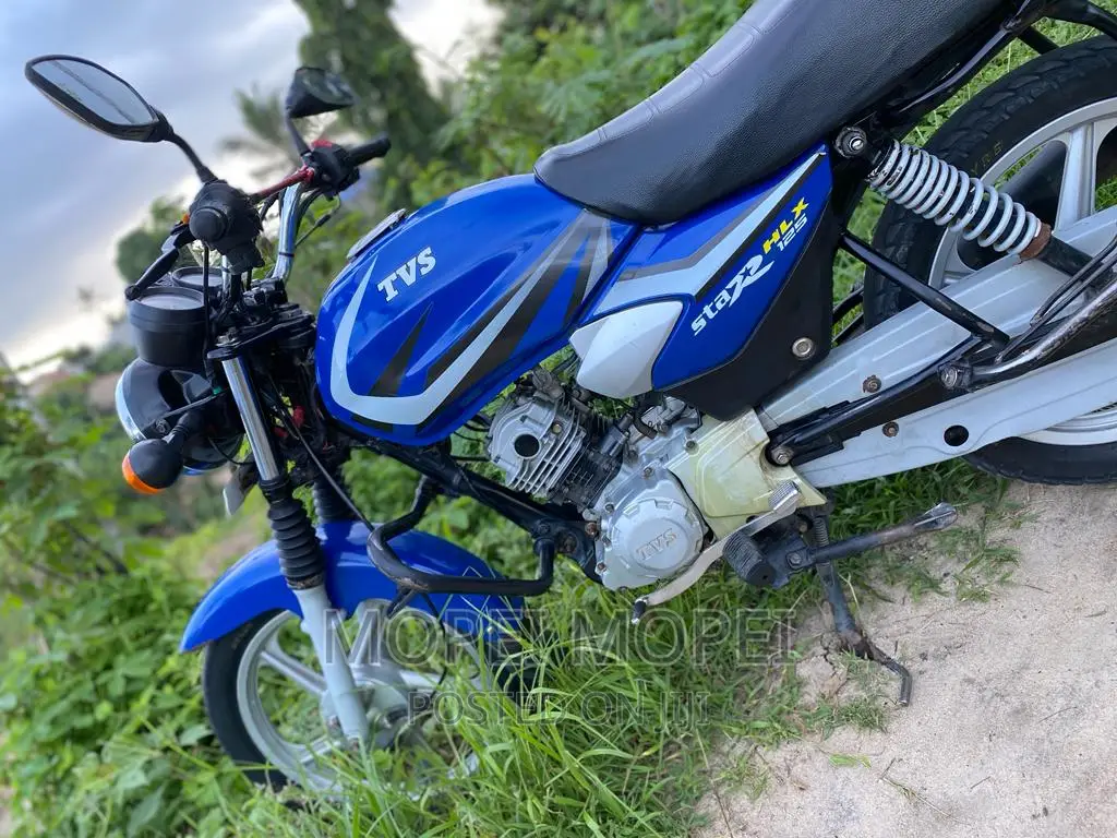 TVS HLX 125 2022 Blue