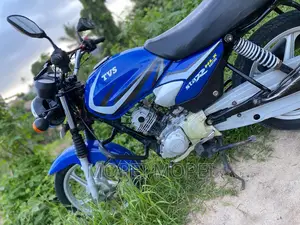 TVS HLX 125 2022 Blue