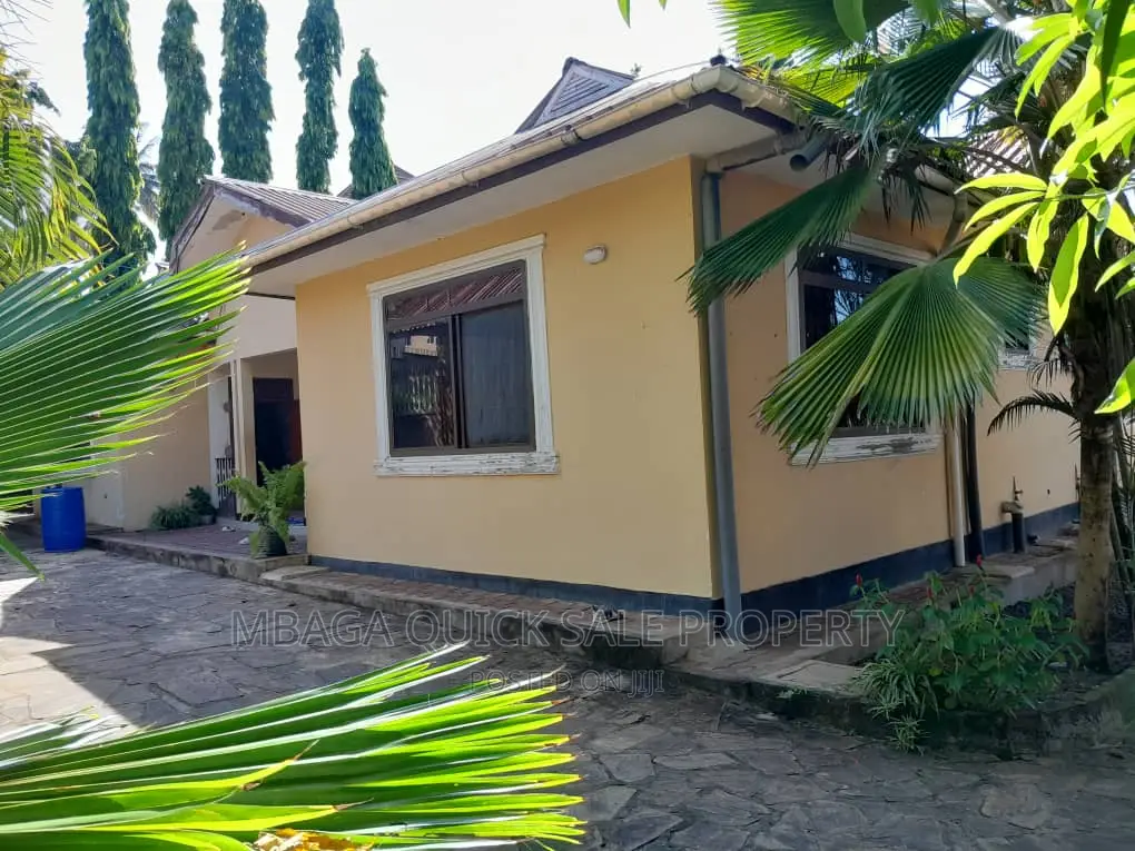 3bdrm House in Goba Tegeta for sale