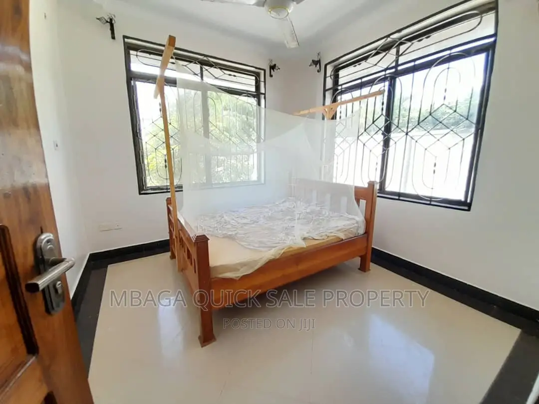 3bdrm House in Kigamboni Mjimwema for sale