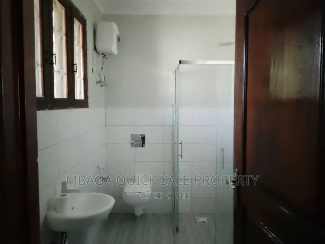 2bdrm Apartment in Mikocheni B for rent