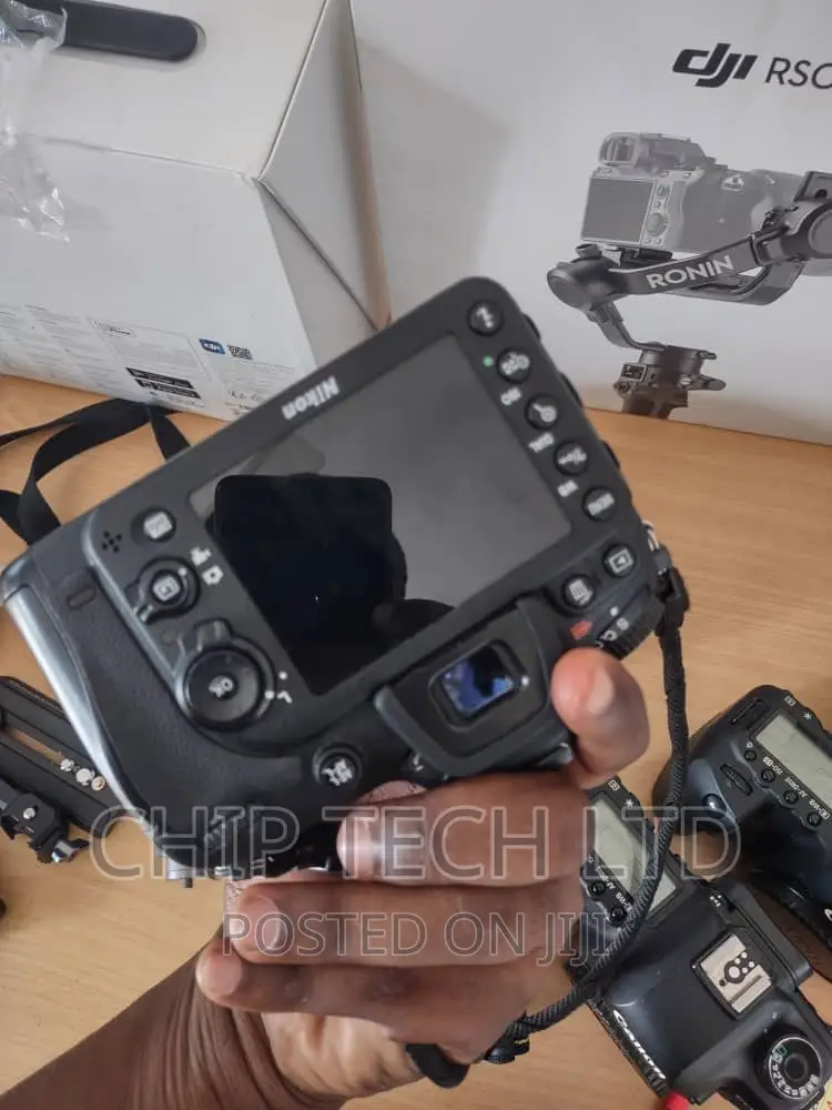 Nikon D7200