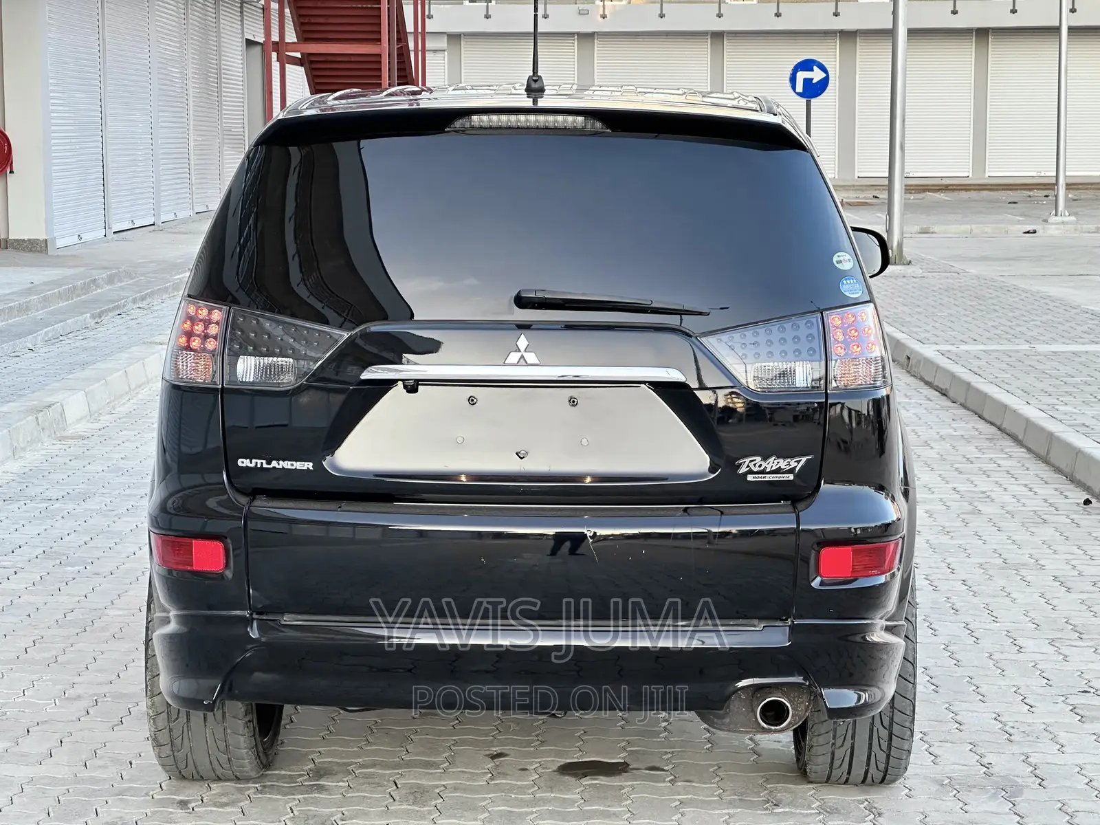 Mitsubishi Outlander 2011 Black