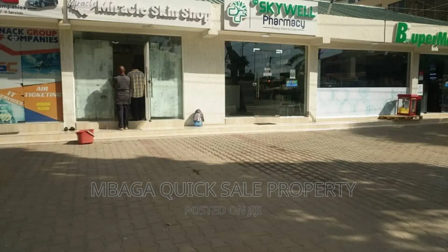 Shop Frem for Rent at Oyster Bay