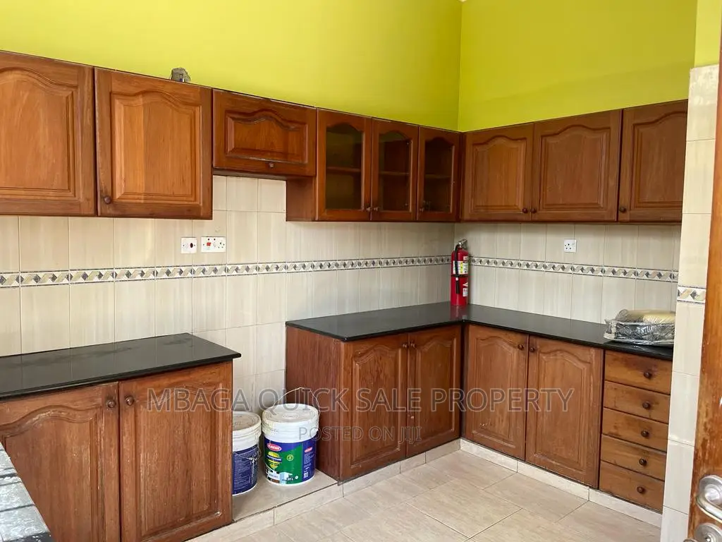 4bdrm House in Bahari Beach, Kunduchi for rent
