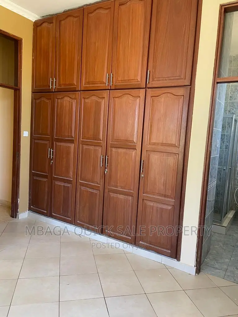 4bdrm House in Bahari Beach, Kunduchi for rent