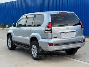 Toyota Land Cruiser Prado 2006 Silver
