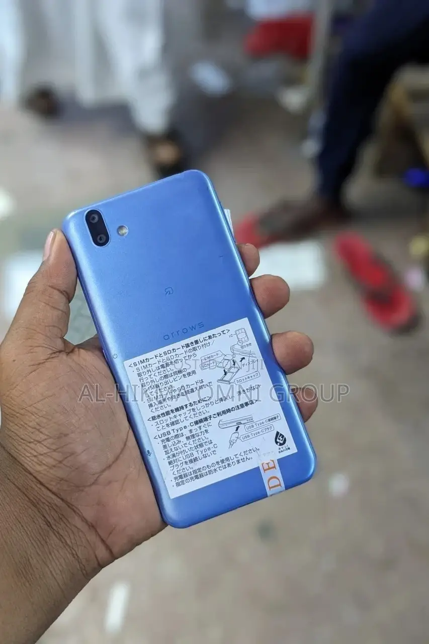 Sharp Aquos Sense SHV40 32 GB