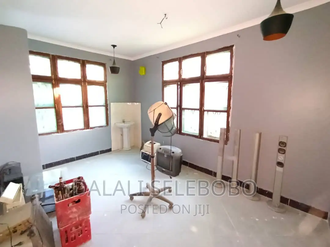 3bdrm Bungalow in Kimara Suka for rent