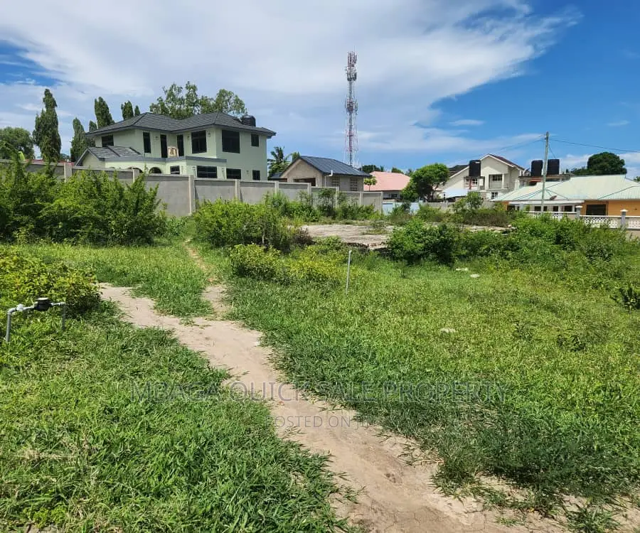 Plot Inauzwa Ipo Madale Kontena