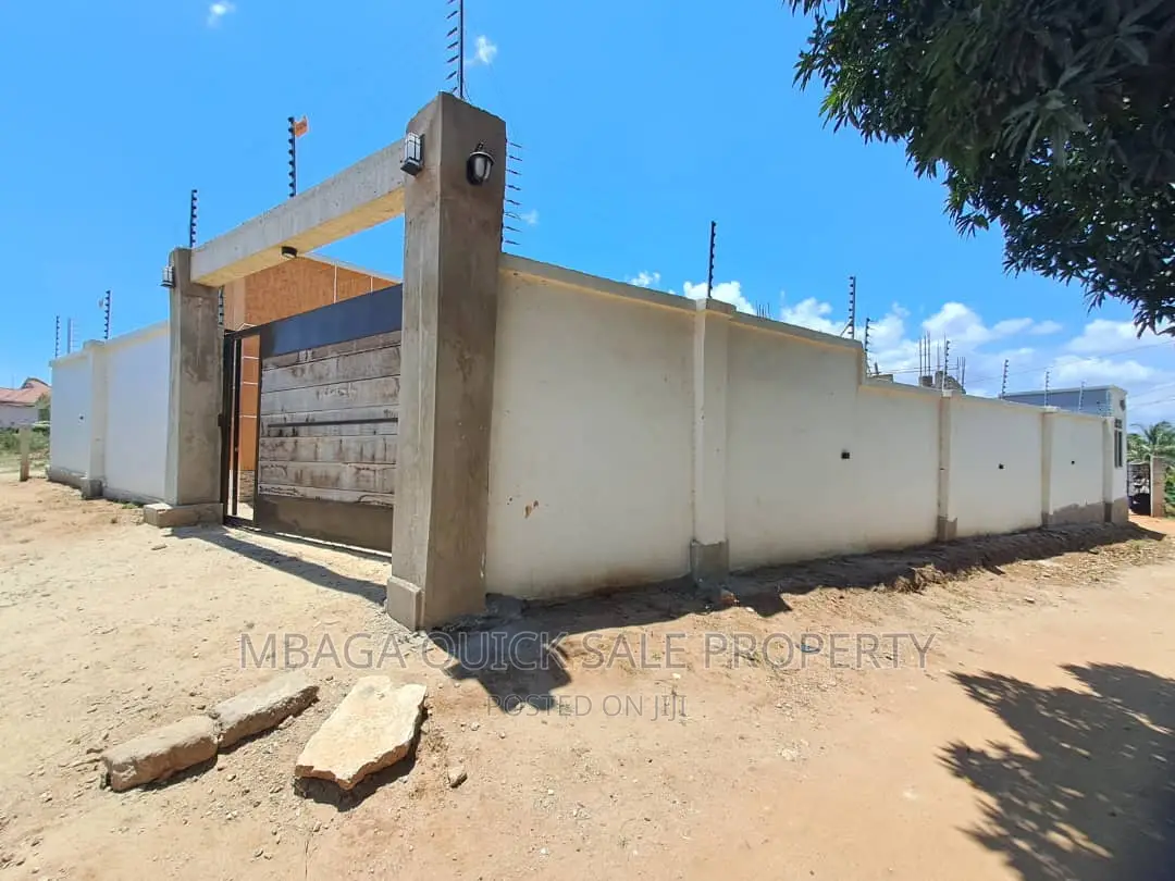 3bdrm House in Tegeta Junction, Bunju for sale