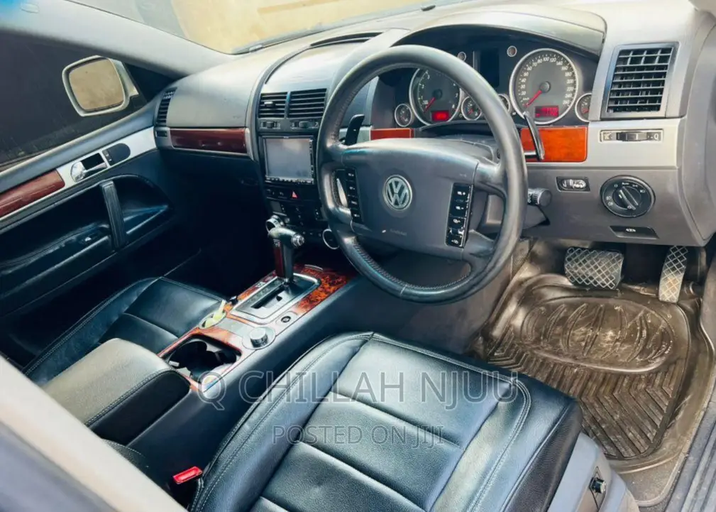 Volkswagen Touareg 2007 Silver