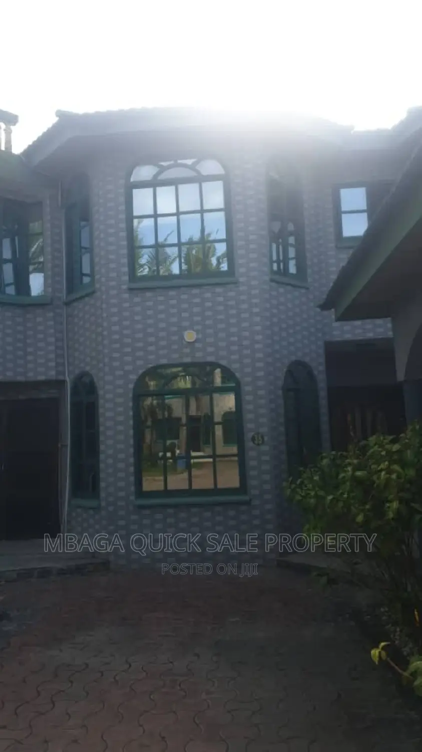 5bdrm House in Mikocheni Shopaz for rent