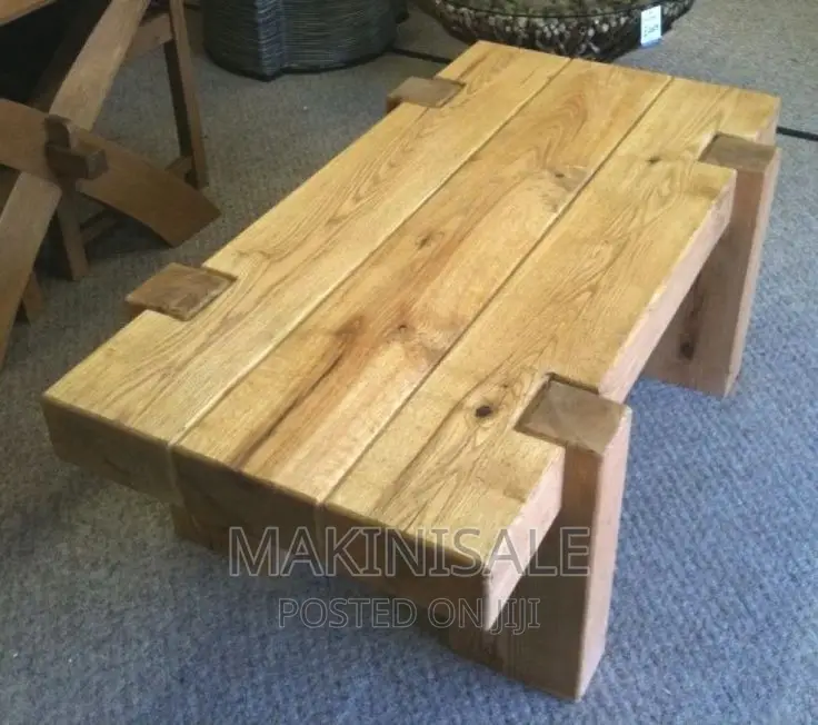 Coffee Table Nzuri Sana