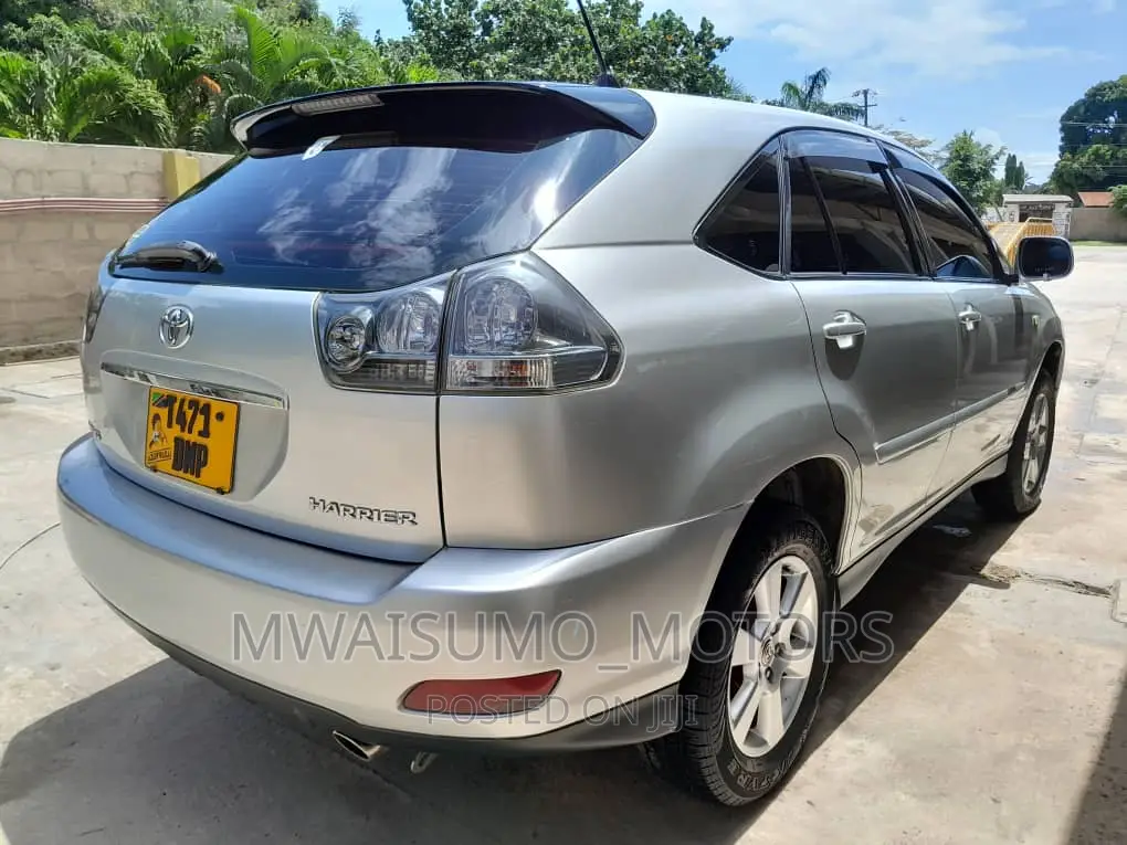 Toyota Harrier 2003 Silver